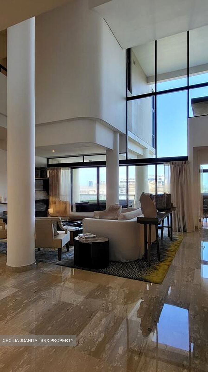 The Colonnade (D10), Condominium #461089351
